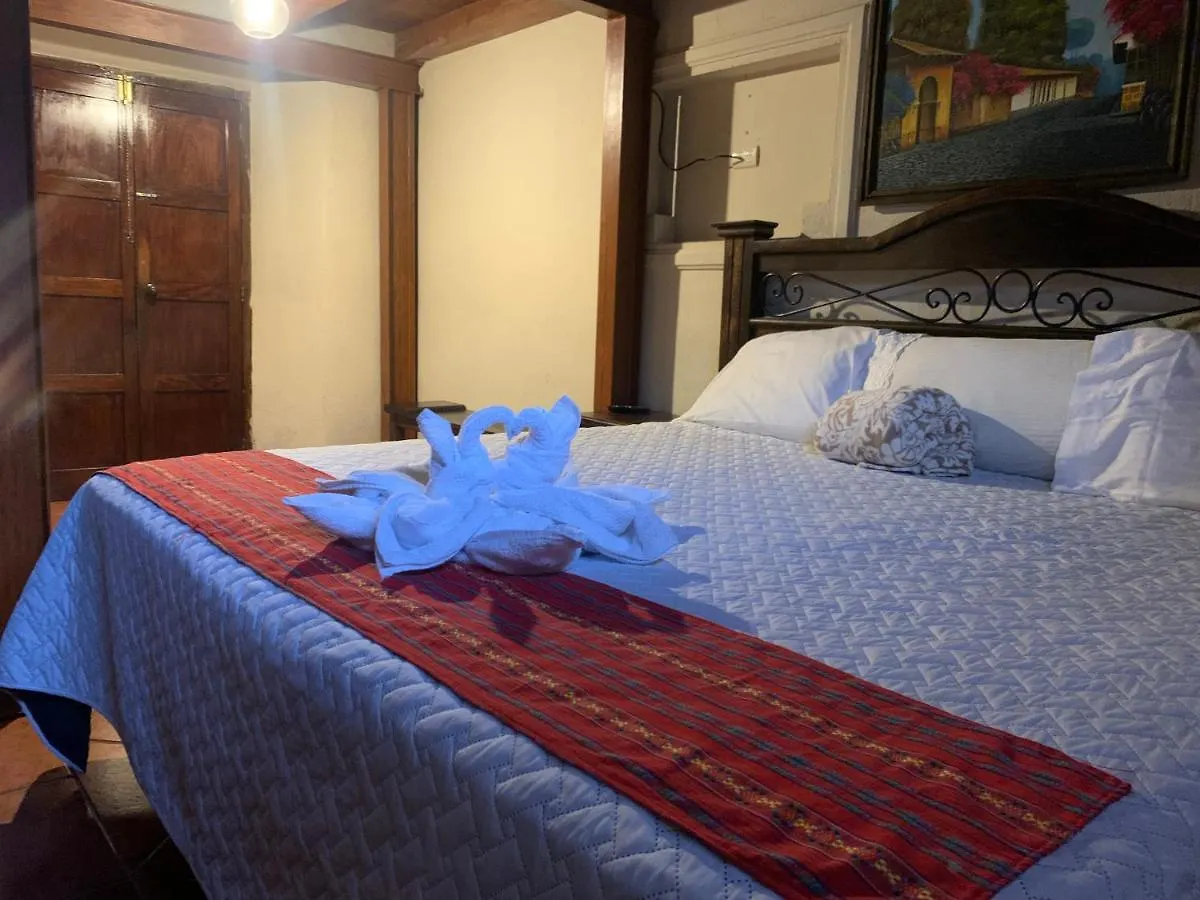 Hotel Mansion Del Rey Antigua 3*,