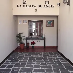 La Casita De Angie Pensión